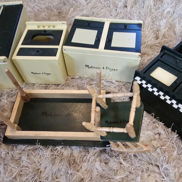 VTG MELISSA & DONG Miniature Wood Furniture. Would be used with doll house - Picture 8 of 11